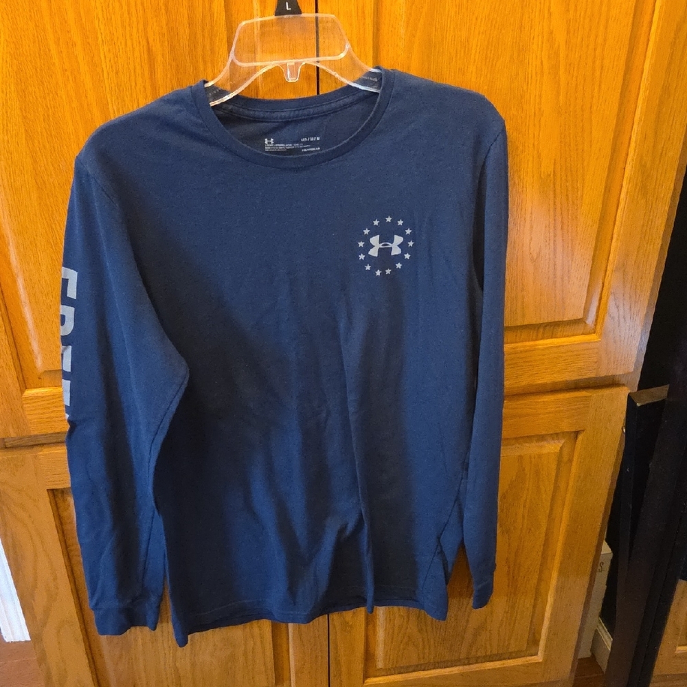 Under Armour Navy HeatGear Shirt